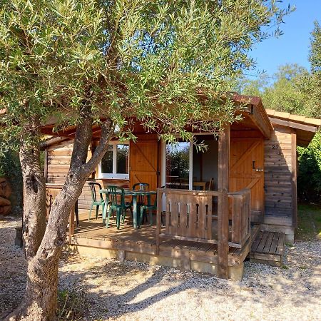 Les Chalets Du Relais D'Aguilar Tuchan Екстер'єр фото